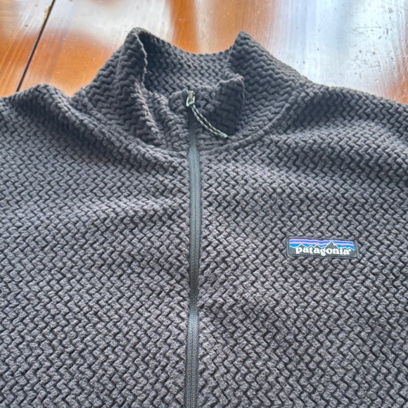 Patagonia Women’s R1 Air Fleece Zip Neck Pullover Black Recycled Size Large - Picture 13 of 14